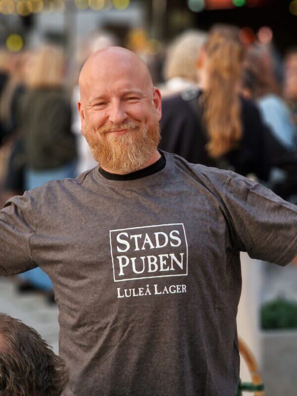 T-shirt "STADSPUBEN" - Image 4